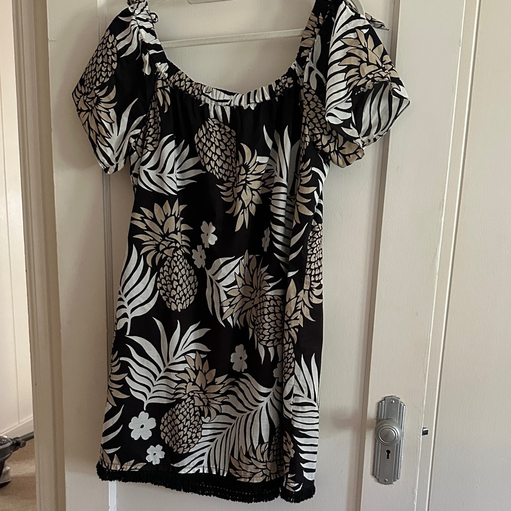 Reyn spooner aloha tropical Hawaiian Black Dress with Pineapple Print - Picture 3 of 6